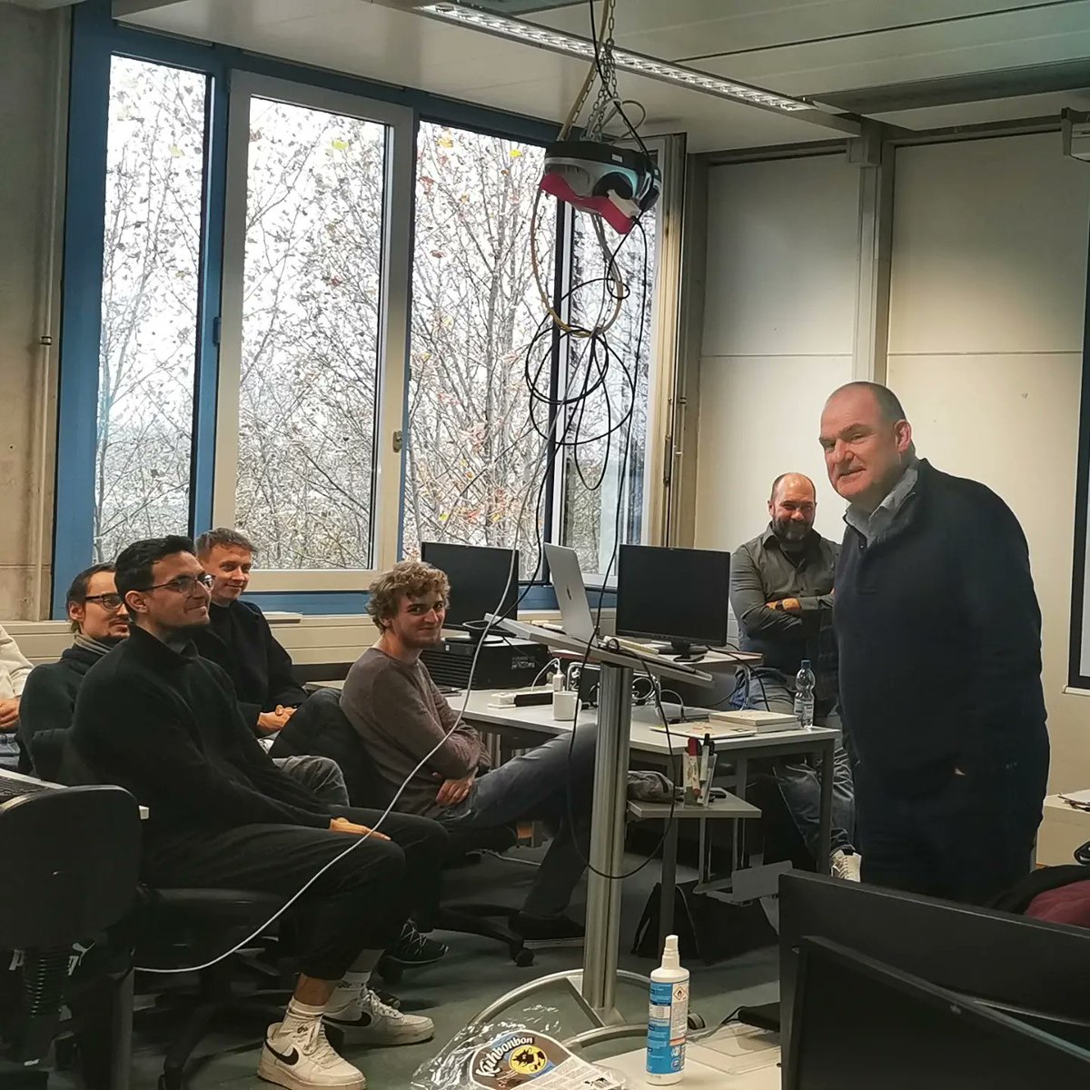 Sven Klaus tweet media