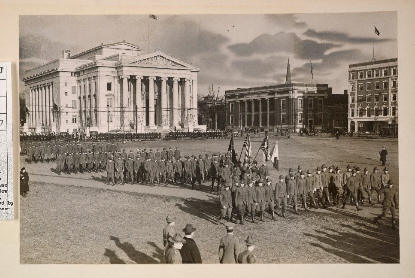 Yale ROTC drilling on the New Haven Green during WWI, 1917 (with the newly built county courthouse on Elm Street at left - the monumental Union Trust Building at the Elm/Church corner was still a few years away)