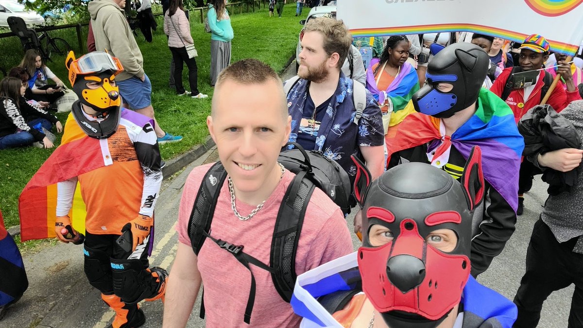 PupVesper's tweet photo. Lots of pups at York Pride. Awooo! https://t.co/513lwhnLM8