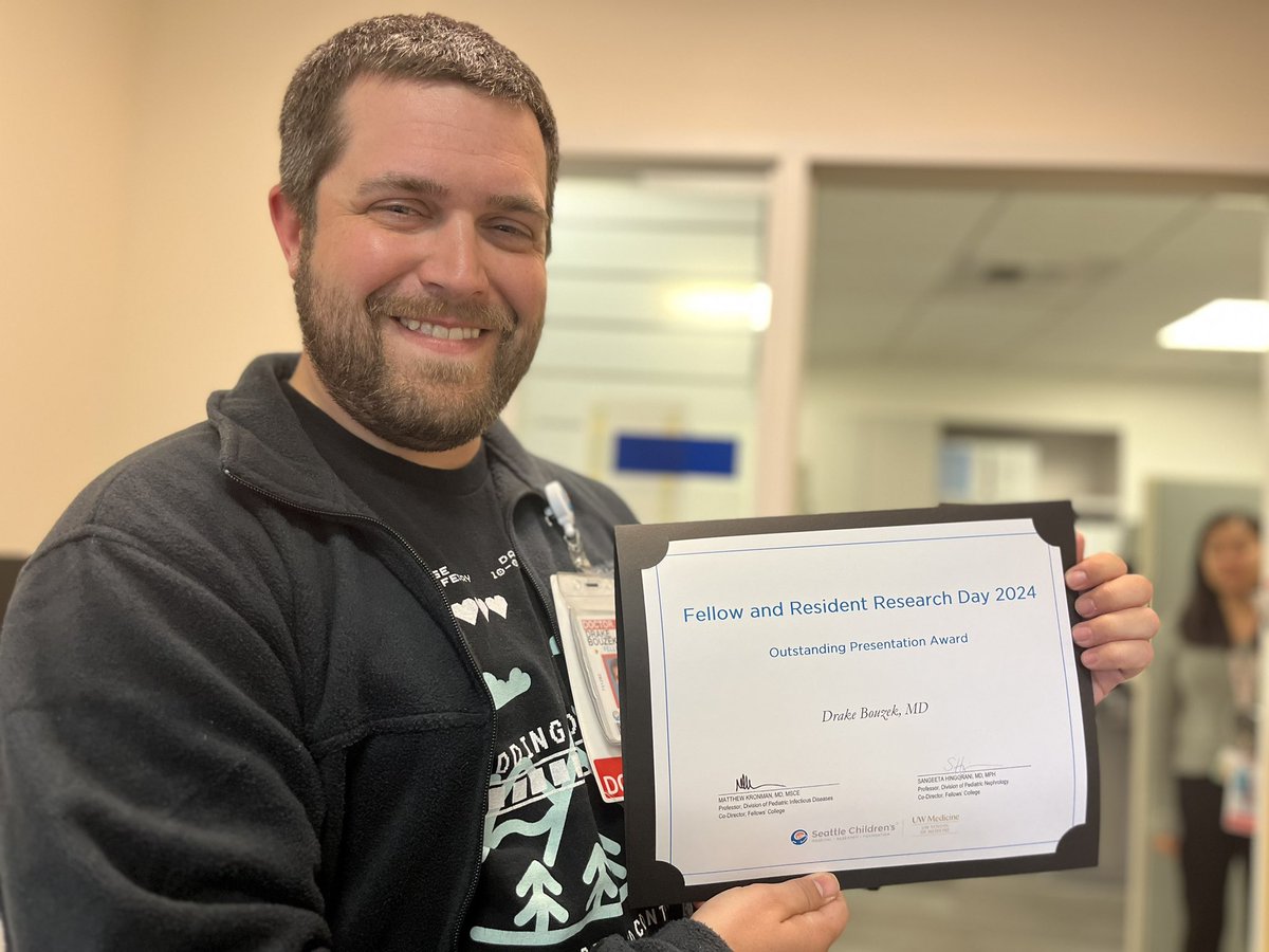 Proud of our fellow Dr Drake Bouzek for his Outstanding Presentation Award from Fellow and Resident Day 2024! 
#pedspulm