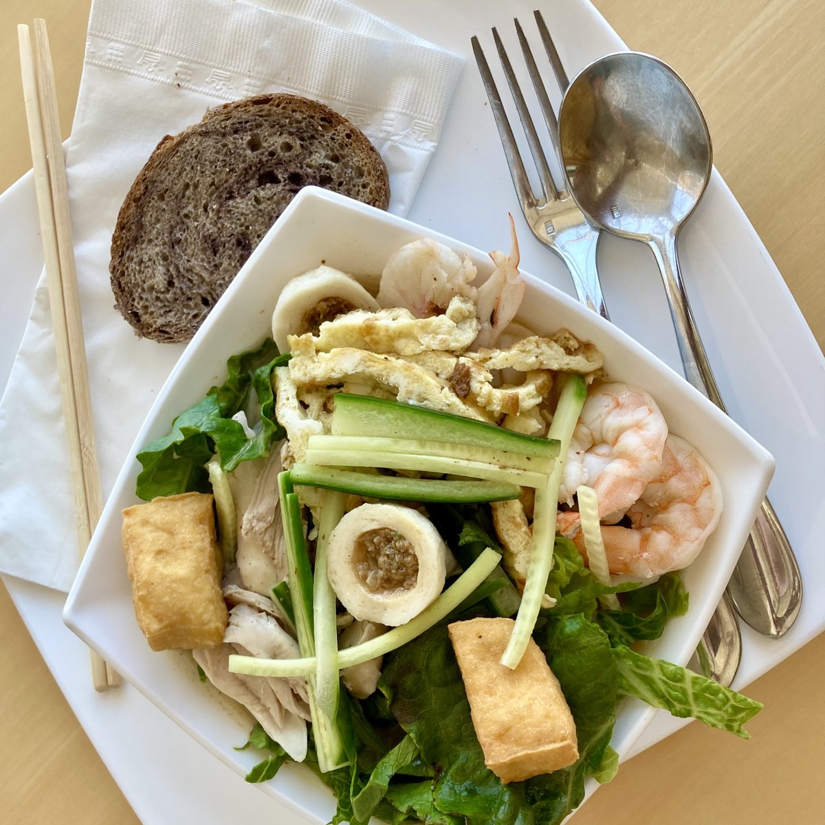 smartestkitchen's tweet photo. Today is #NationalEggDay 🥚 Let's shell-ebrate with a few #MondayMood memories of past delicious, innovative egg-infused meals from CSK 🤍💛🤍 #WeKnowFood #Eggcellent #CanadasFoodIsland #PEIFoodStory #CulinaryArt #FoodScience #ResearchKitchen #Egg #Farmers https://t.co/rKk7Bnn5zC