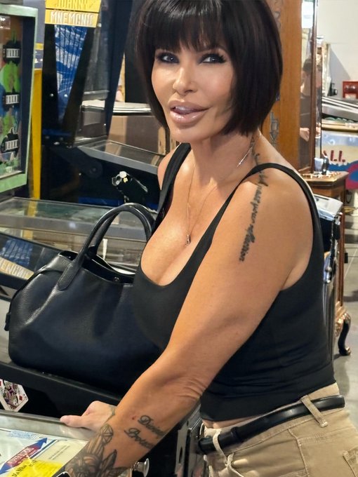 Pinball games. I haven&rsquo;t lost my touch!! 🤪 Pinball Museum Las Vegas. https://t.co/2aLOLrfD91