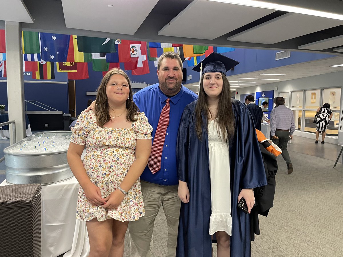 Coach Ross tweet media