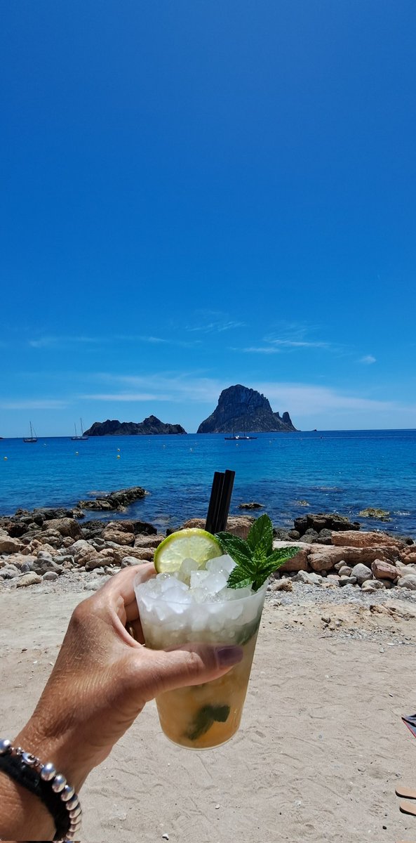 LindaLeva's tweet photo. Último día #EsVedra #CaladHort https://t.co/Zra67IIoF5