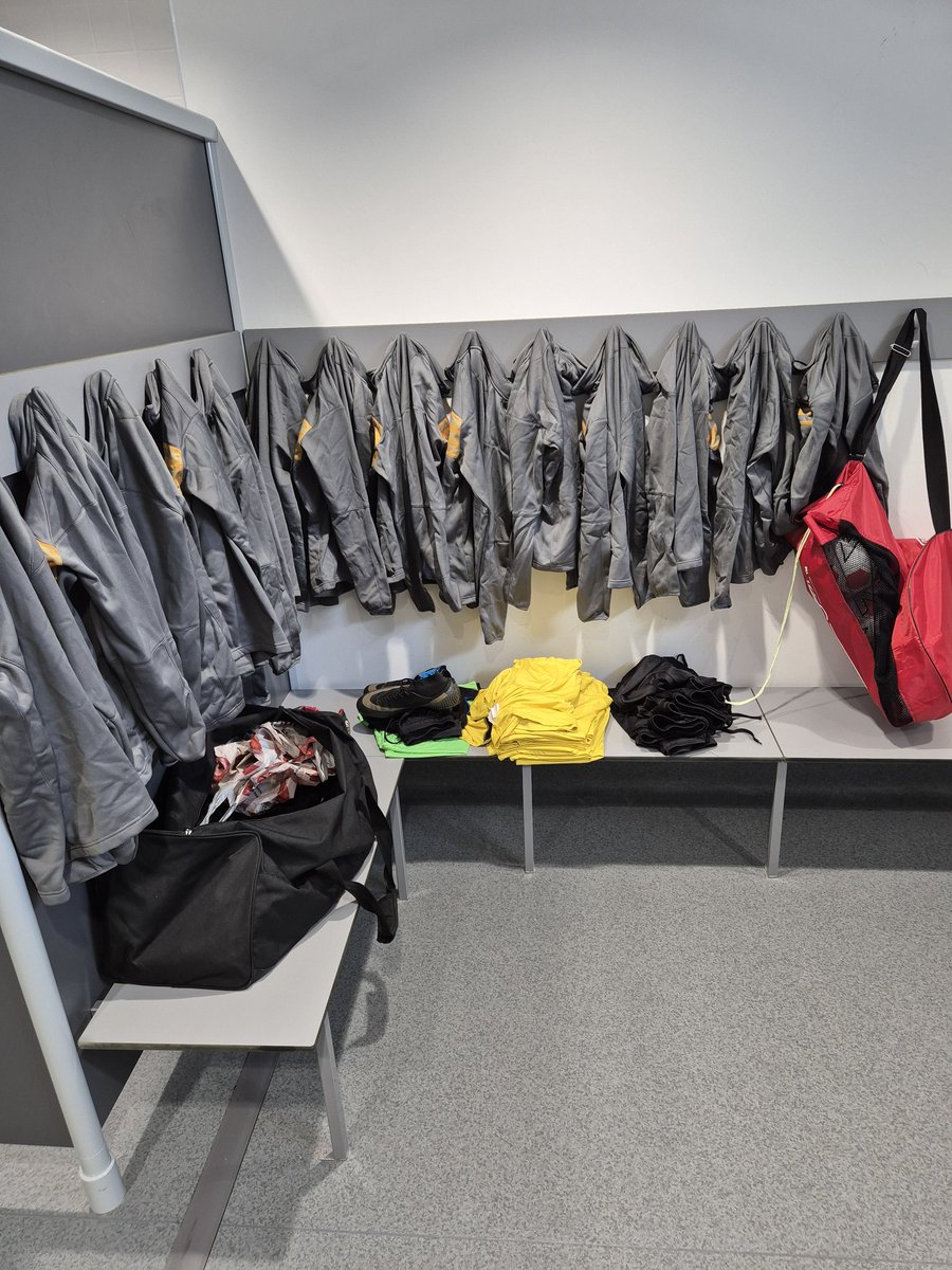 Ark Blake Academy PE (@arkblakepe) on Twitter photo First Day back at School tomorrow and we are straight into the Croydon Cup final against Harris Merton at <a href="/CPFC/">Crystal Palace F.C.</a> Training Ground
The whole school is routing for you 🔥
<a href="/FootballCroydon/">Croydon Schools Football Association</a>
<a href="/ArkBlake/">Ark Blake Academy</a>
<a href="/Kinetic_Academy/">Kinetic Foundation</a> 👀 First Day back at School tomorrow and we are straight into the Croydon Cup final against Harris Merton at <a href="/CPFC/">Crystal Palace F.C.</a> Training Ground
The whole school is routing for you 🔥
<a href="/FootballCroydon/">Croydon Schools Football Association</a>
<a href="/ArkBlake/">Ark Blake Academy</a>
<a href="/Kinetic_Academy/">Kinetic Foundation</a> 👀