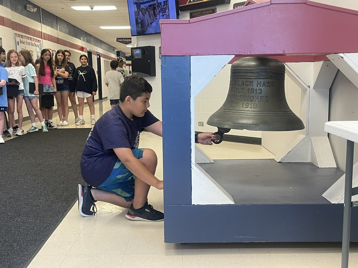 Liberty_D135's tweet photo. Our 5th graders continued the Liberty tradition of ringing the Liberty Bell! "Once a Patriot Always a Patriot"! #osd135 #Libpride https://t.co/9wO1InS8vS