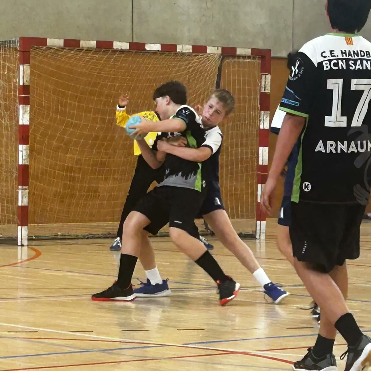 Handbol Sant Martí Adrianenc tweet media