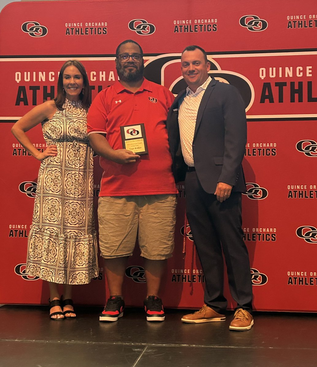 QOAthletics's tweet photo. 2023-24 QO Athletics Boys and Girls Assistant Coach of the Year @QOHSPrin_Thomas @QOBoosters @QOSportsNet

Sean Keiller, Boys Soccer
Pat Durall, Girls Basketball https://t.co/R9kFNP362E