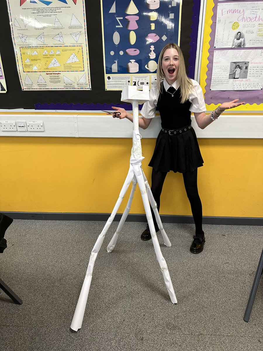 MrMWishart's tweet image. Nice to have the Seniors back today and a great day with the new 5F2! Some excellent team work, problem solving and communication slills as they built their towers. Ending the day with a ‘Wellbeing Walk’ in the sunshine! ☀️🗼🐝#ambees @stambrosehigh