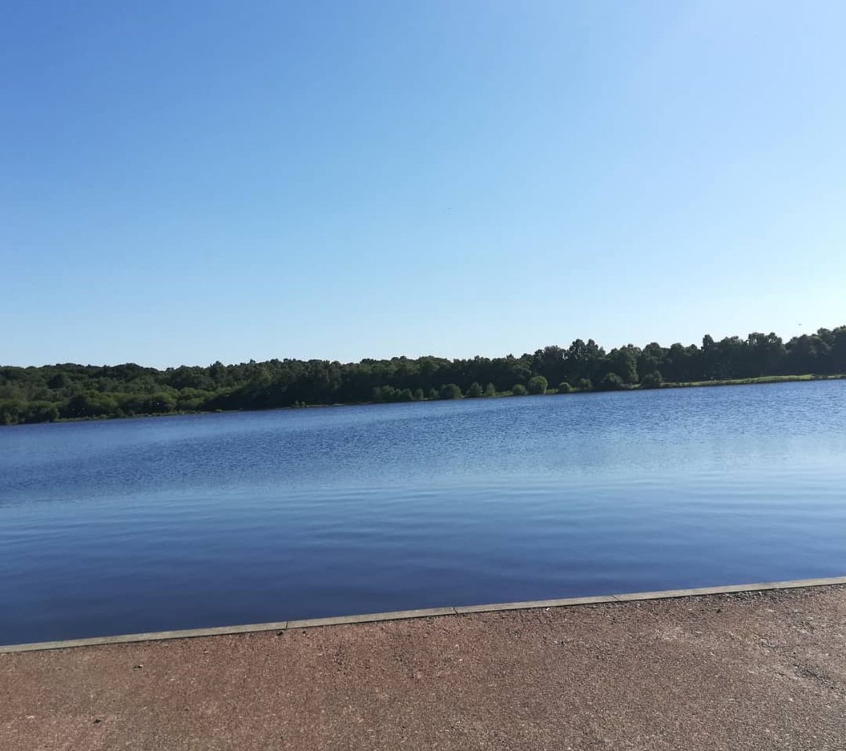 MrMWishart's tweet image. Nice to have the Seniors back today and a great day with the new 5F2! Some excellent team work, problem solving and communication slills as they built their towers. Ending the day with a ‘Wellbeing Walk’ in the sunshine! ☀️🗼🐝#ambees @stambrosehigh