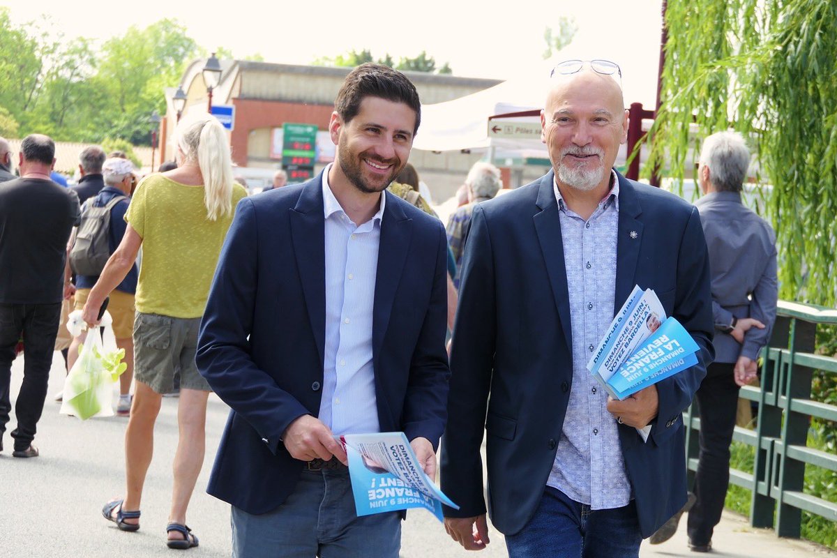 JLeonardelli_'s tweet photo. 😎 Très bon accueil sur le marché de #Samatan dans le #Gers, où nous étions présents ce matin avec Jean-Luc Yelma et les militants du @RNational_off.
Le 9 juin, ni abstention, ni dispersion pour les Gersois ! Un seul tour, un seul vote : @J_Bardella évidemment ! 🇫🇷 https://t.co/kTu2f0L400