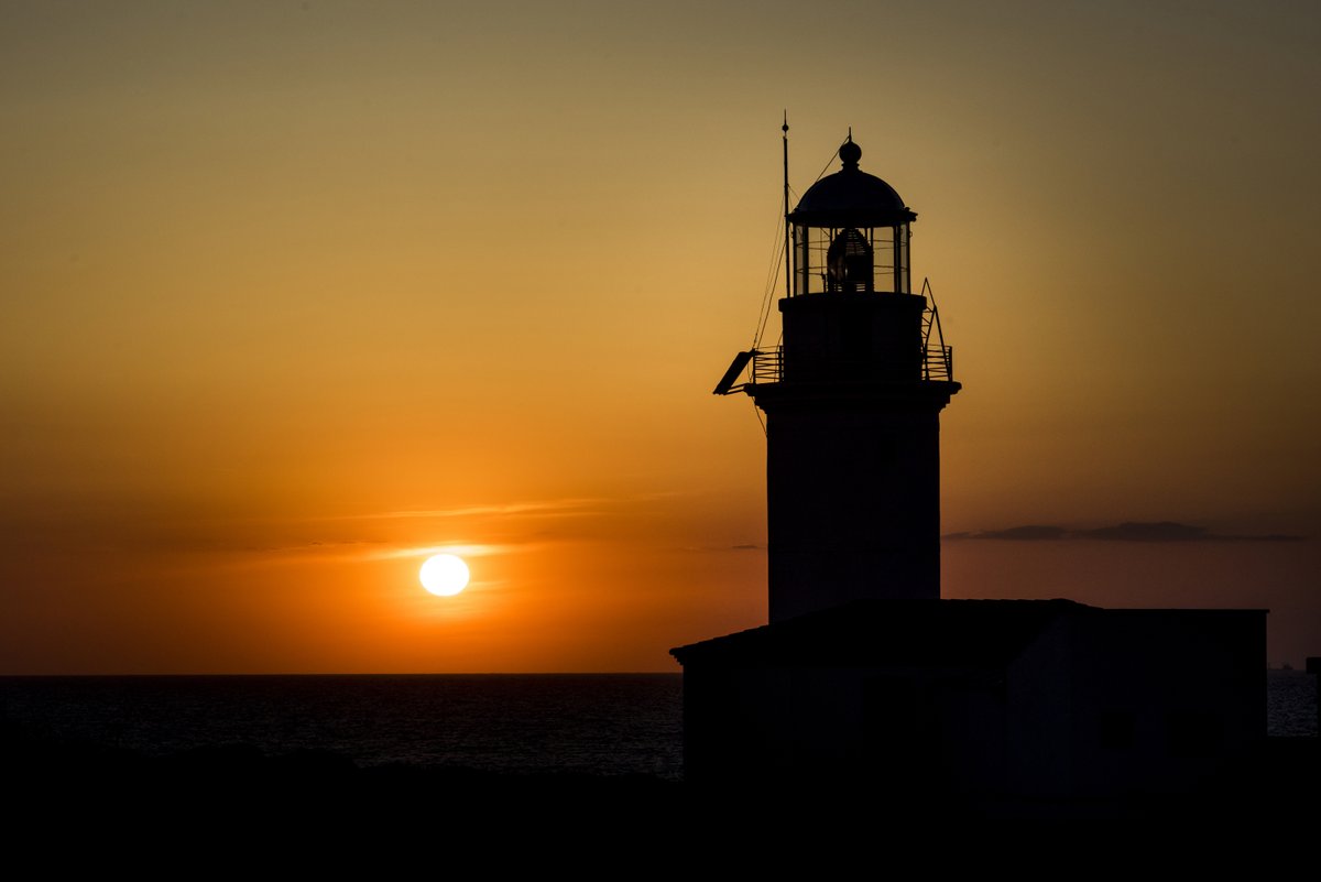 objkt.com/tokens/KT1SgSr…
Print: 499/495 Price :0,50 ꜩ  #tezos #TezosNFTs #tez #sunset