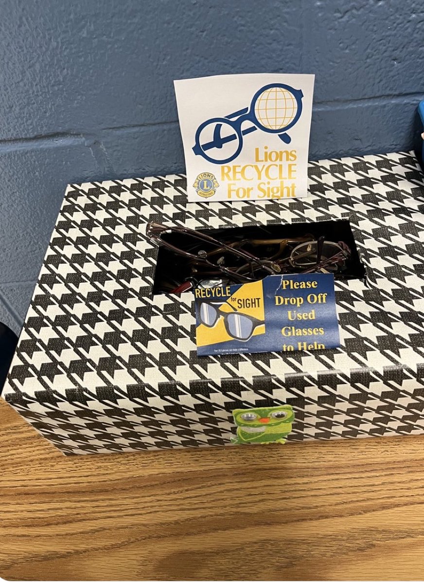 Mrs. Irving (@my109sunshine) on Twitter photo Eye, sun & reading glasses— please recycle with our <a href="/PDSD_Pennell/">Pennell Penguins</a> Environmental Club. We appreciate your donation so that we can serve others. 😎🕶️ Eye, sun & reading glasses— please recycle with our <a href="/PDSD_Pennell/">Pennell Penguins</a> Environmental Club. We appreciate your donation so that we can serve others. 😎🕶️