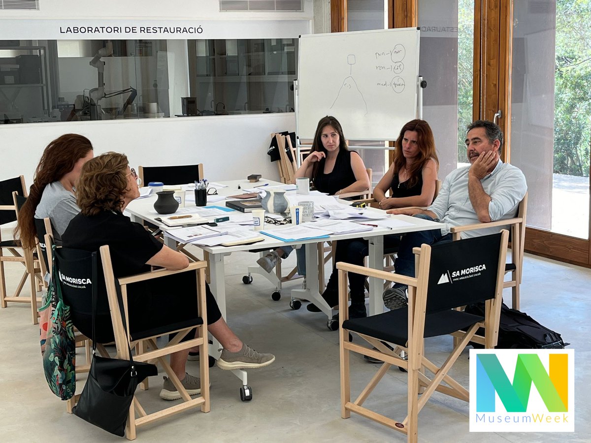 parcsamorisca's tweet photo. Crear un museo desde cero es el principal reto en el que estamos trabajando. Estos días nos hemos reunido con el equipo de Kultura para avanzar en el diseño de la futura exposición permanente del Museo.
#DetrasDeEscenaMW @ajuntamentdecalvia @culturamallorca @kultura_patrimoni https://t.co/nI3129fO6b