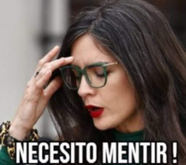 aez46's tweet photo. @camila_vallejo @GabrielBoric https://t.co/ylXEUwSRVG