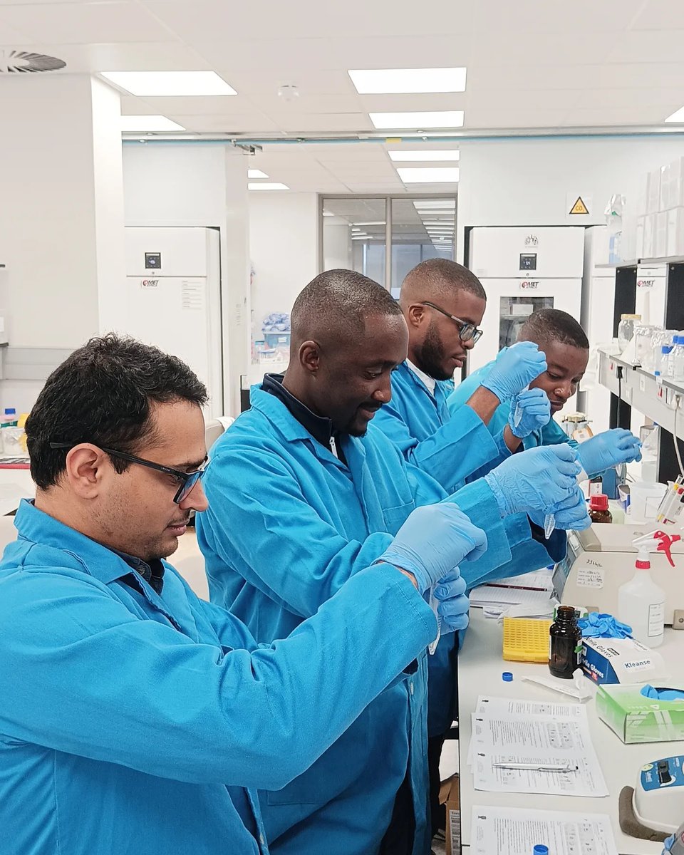 tbgenomics's tweet image. Even cold 🥶Mondays can't stop our #capacity-building programme! We're excited about the start of a 2-week deep dive into #Mycobacterial DNA extraction &amp;amp; #WGS-training course! Starting from the wet lab side, we welcome T. Makondo and K. Kaapu from the @ULvarsity!
