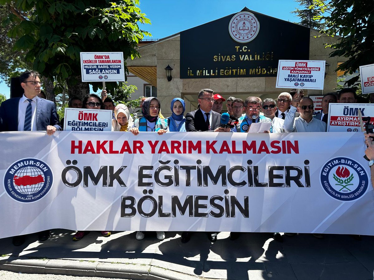 #OMKEgitimcileriBolmesin

<a href="/RTErdogan/">Recep Tayyip Erdoğan</a>
<a href="/dbdevletbahceli/">Devlet Bahçeli</a>
<a href="/Yusuf__Tekin/">Yusuf Tekin</a>
<a href="/memetsimsek/">Mehmet Simsek</a>
<a href="/_aliyalcin_/">Ali YALÇIN</a>