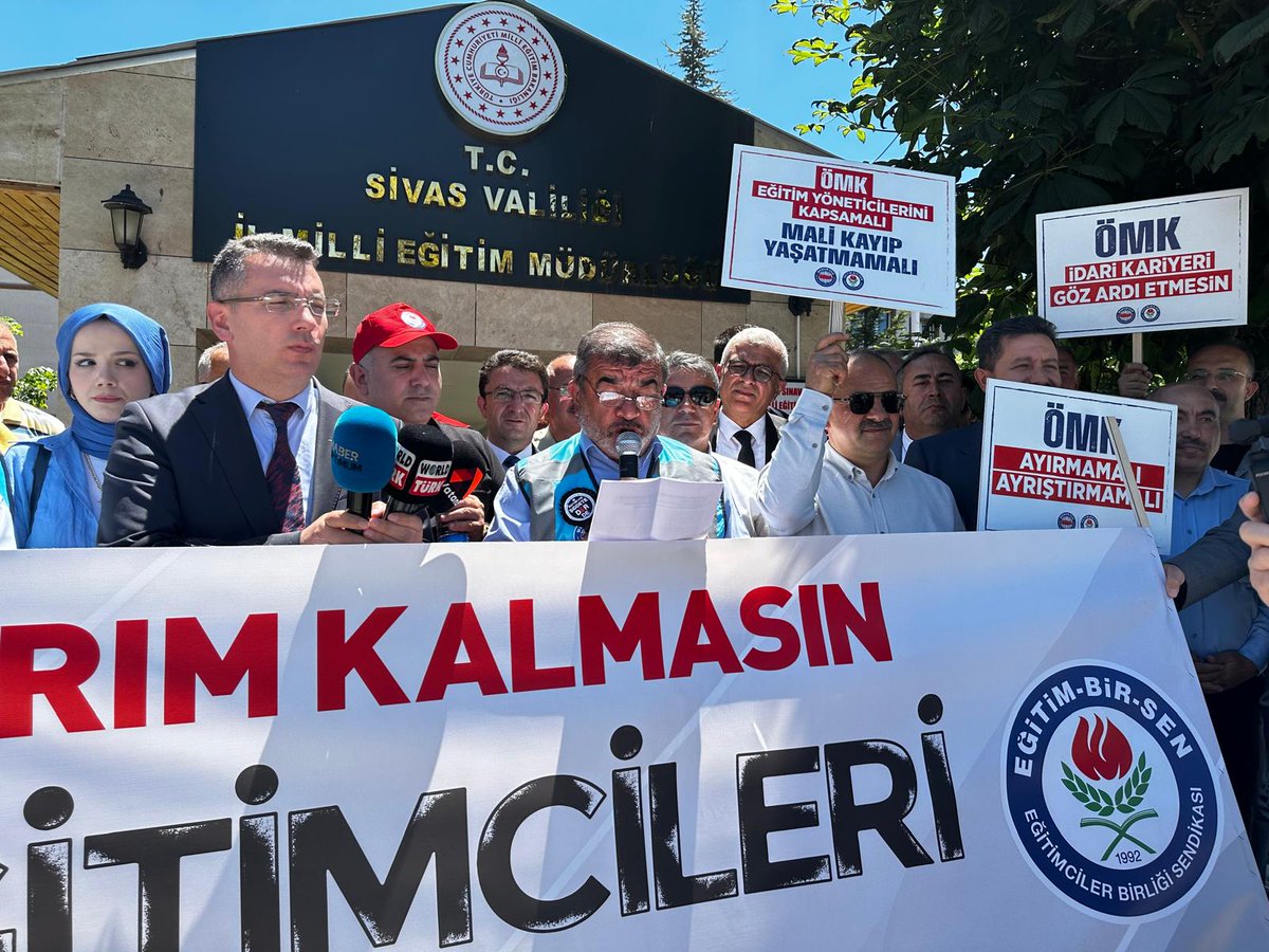 #OMKEgitimcileriBolmesin

<a href="/RTErdogan/">Recep Tayyip Erdoğan</a>
<a href="/dbdevletbahceli/">Devlet Bahçeli</a>
<a href="/Yusuf__Tekin/">Yusuf Tekin</a>
<a href="/memetsimsek/">Mehmet Simsek</a>
<a href="/_aliyalcin_/">Ali YALÇIN</a>