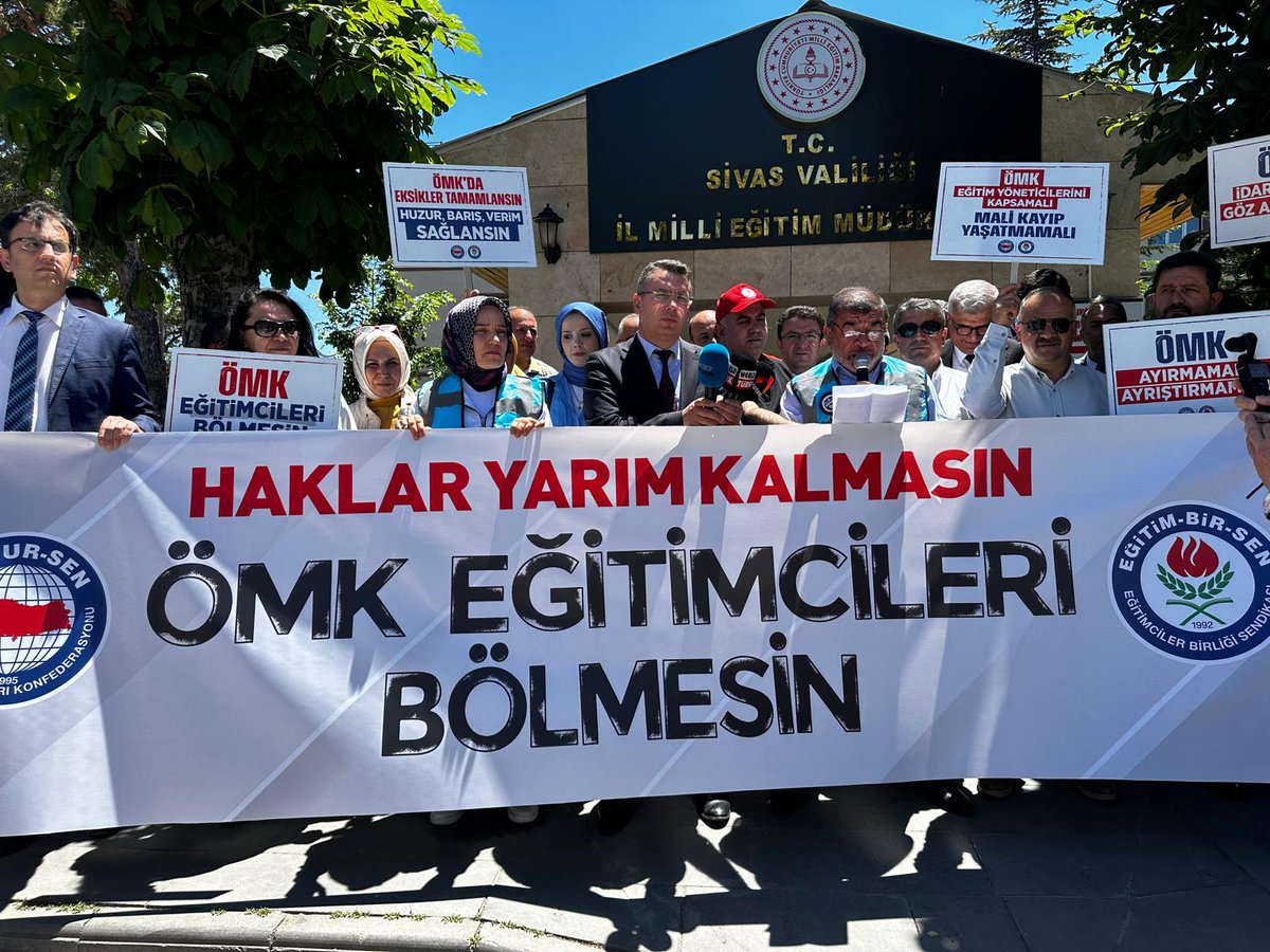 #OMKEgitimcileriBolmesin

<a href="/RTErdogan/">Recep Tayyip Erdoğan</a>
<a href="/dbdevletbahceli/">Devlet Bahçeli</a>
<a href="/Yusuf__Tekin/">Yusuf Tekin</a>
<a href="/memetsimsek/">Mehmet Simsek</a>
<a href="/_aliyalcin_/">Ali YALÇIN</a>