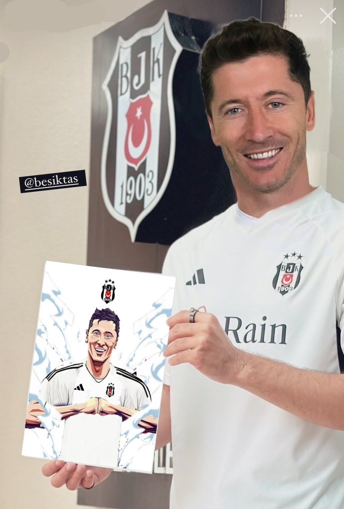 BesiktasOrdusu's tweet photo. Come to Beşiktaş @lewy_official 🦅 https://t.co/b95NK1Hluf