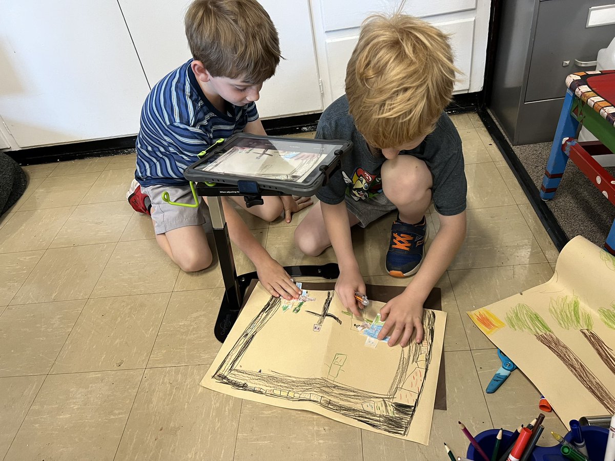 Teamed up with an amazing first grade teacher to create an interactive choice board on <a href="/Seesaw/">Seesaw</a>! Ss dove into digital storytelling, choosing projects from @ChatterPixI, <a href="/canva/">Canva</a>, and #iMotion! Creations proudly shared on <a href="/Seesaw/">Seesaw</a>! 
#StudentChoice #SeesawMagic