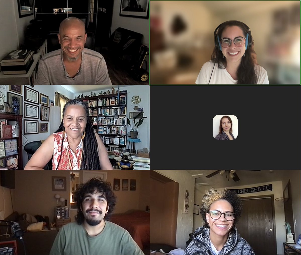 communitychange's tweet photo. 🤩 We love our fellows! We had the privilege to sit w/ @achungphoto in a virtual learning session, to discuss ways we can produce stories through a race &amp; gender justice lens and what decisions must be made as a storyteller that amplify those closest to the truth and solutions. https://t.co/6TF1YSLEko