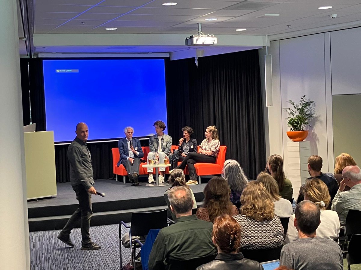 DarcoJansen's tweet photo. Geslaagde SEP werkconferentie: betrokken 120+ deelnemers die het Strategy Evaluation Protocol succesvol wil implementeren. Zie ook https://t.co/IrYw0ALF6c https://t.co/dWVYdly9YJ