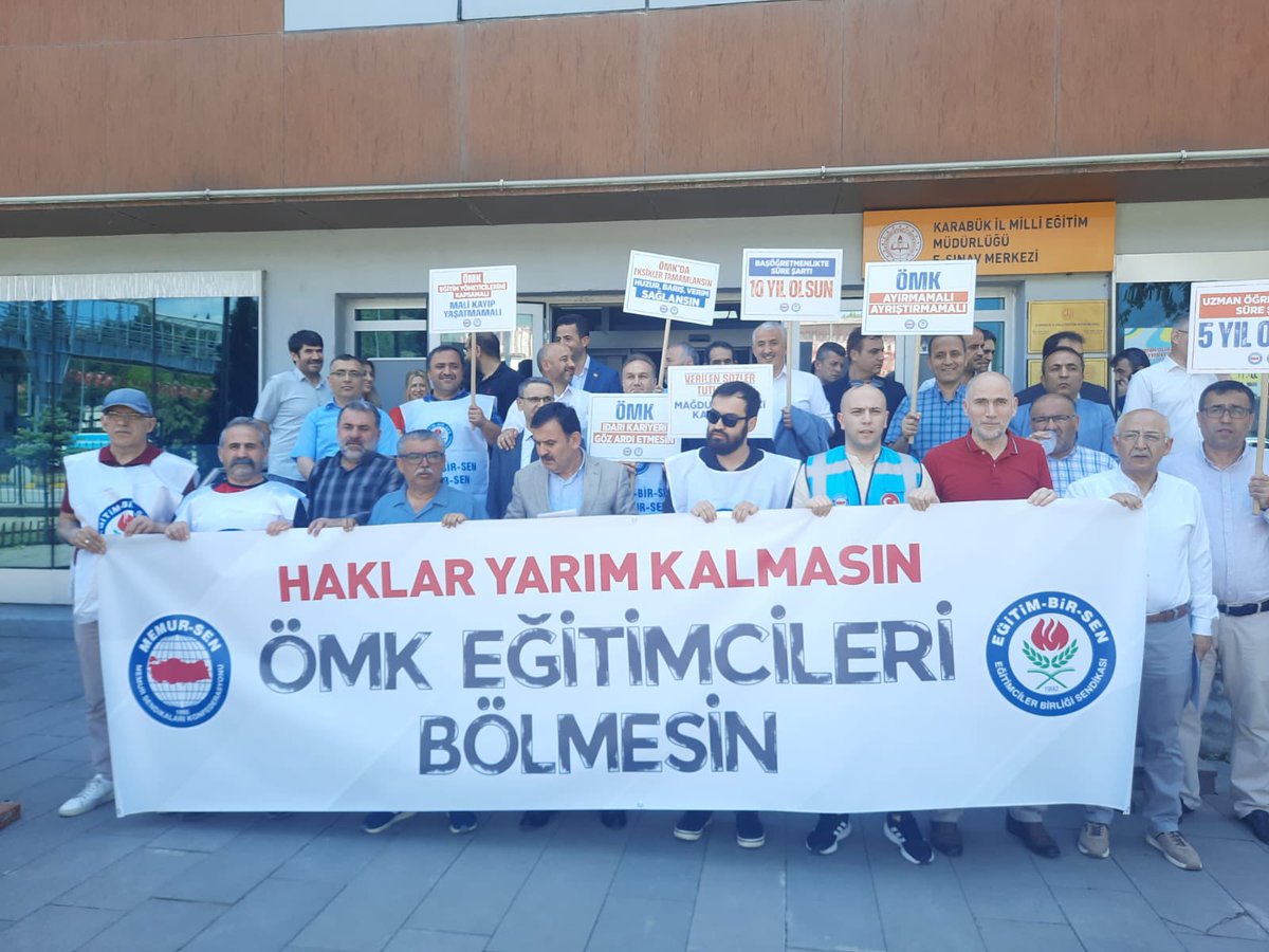Öğretmenlik Meslek Kanunu içerisinde yer almayan;

☑️ Şube Müdürleri
☑️ İlçe Müdürleri
☑️ İl Müdür Yardımcıları
☑️ Eğitim Müfettişleri

#OMKEgitimcileriBolmesin
diye meydanlardan ses yükselttiler.

<a href="/RTErdogan/">Recep Tayyip Erdoğan</a>
<a href="/dbdevletbahceli/">Devlet Bahçeli</a>
<a href="/Yusuf__Tekin/">Yusuf Tekin</a>
<a href="/memetsimsek/">Mehmet Simsek</a>
<a href="/_aliyalcin_/">Ali YALÇIN</a>

KARABÜK
