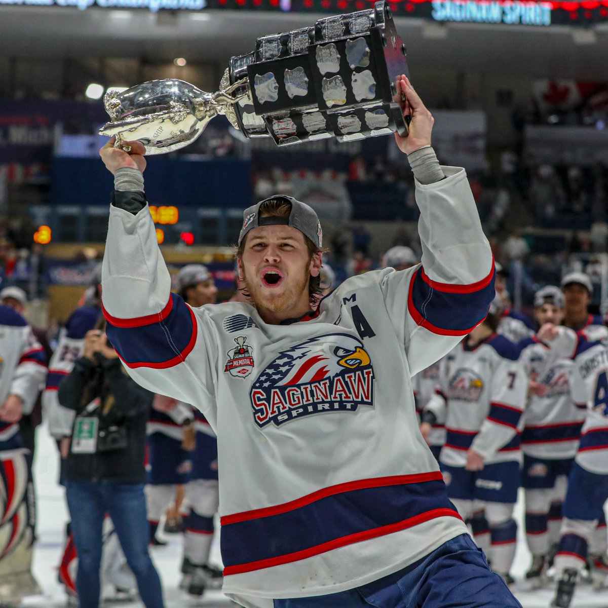 mnwild's tweet image. "One of the best memories of my life this far" Hear more from #mnwild Prospect Hunter Haight following the Memorial Cup Win 🏆

🗣️ bit.ly/4c4rIUy

📸 CHLHockey