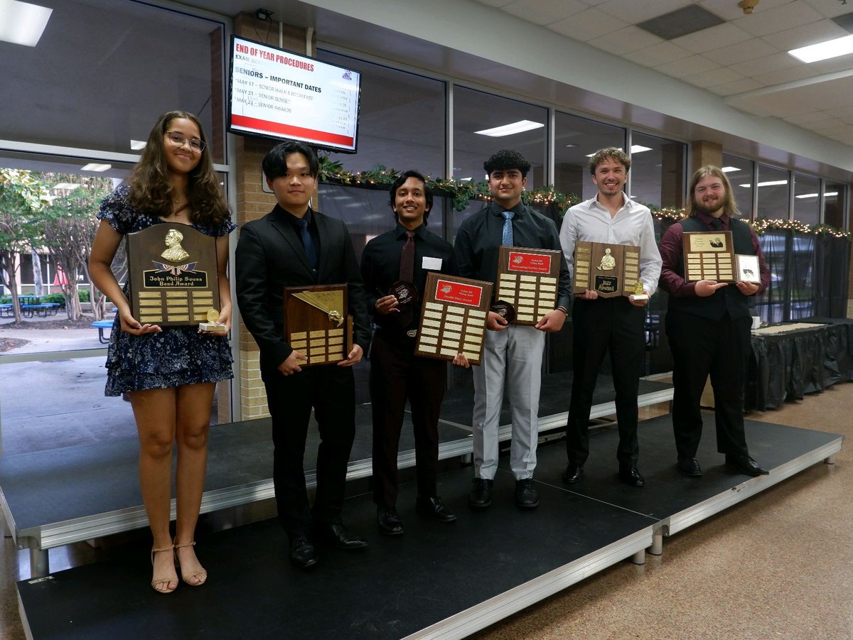 Dulles High School Band tweet media