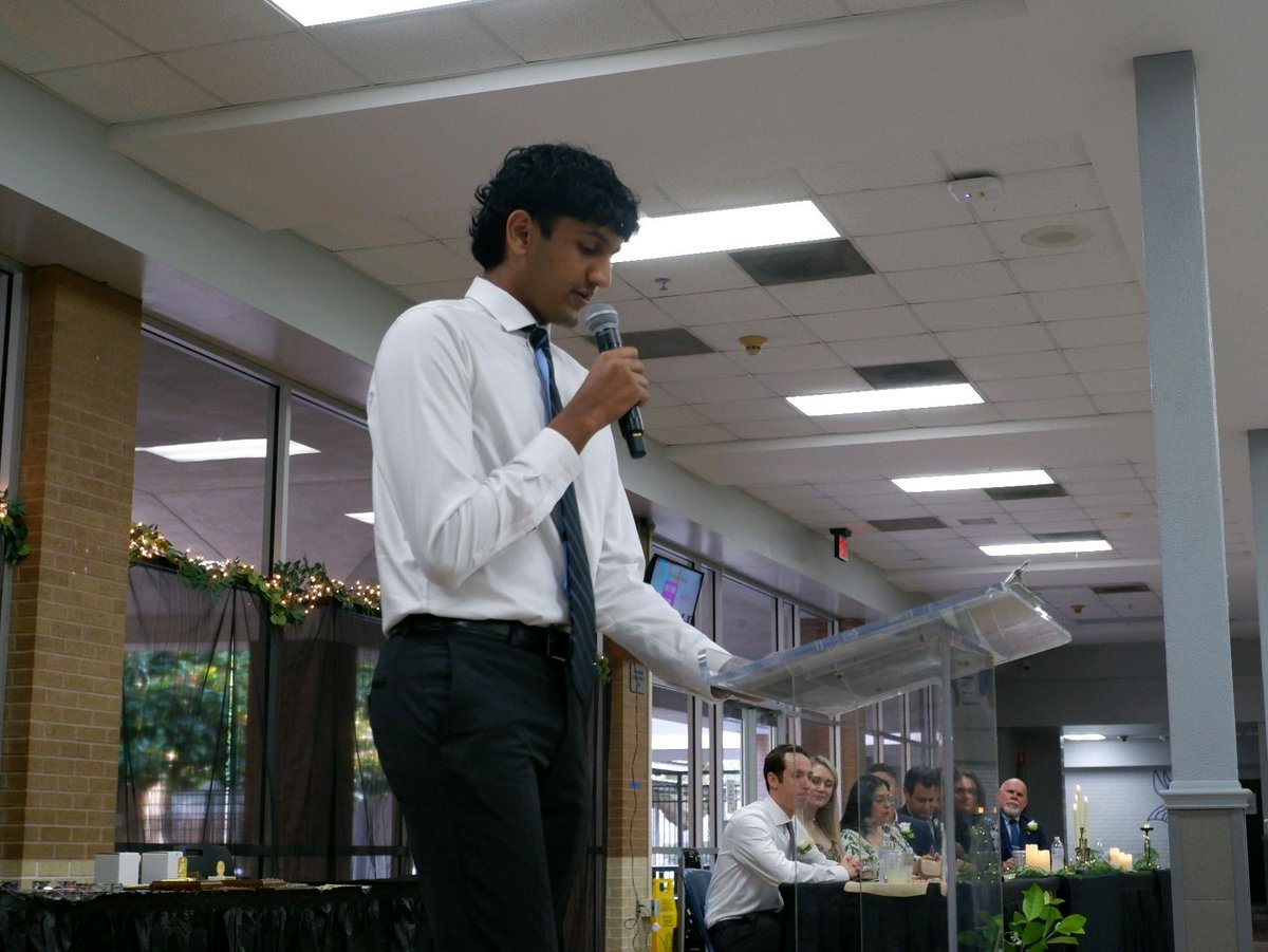 Dulles High School Band (@dullesband) on Twitter photo β 2024 Band Banquet 5/18 | Thank you for everyone's hard work and dedication this phenomenal year! Congratulations to our graduating seniors and awardees! Have a great summer and see y'all in July!
<a href="/DMS_Vikings/">Dulles Middle School</a>
<a href="/FBISDFineArts/">FBISD Fine Arts</a> β 2024 Band Banquet 5/18 | Thank you for everyone's hard work and dedication this phenomenal year! Congratulations to our graduating seniors and awardees! Have a great summer and see y'all in July!
<a href="/DMS_Vikings/">Dulles Middle School</a>
<a href="/FBISDFineArts/">FBISD Fine Arts</a>