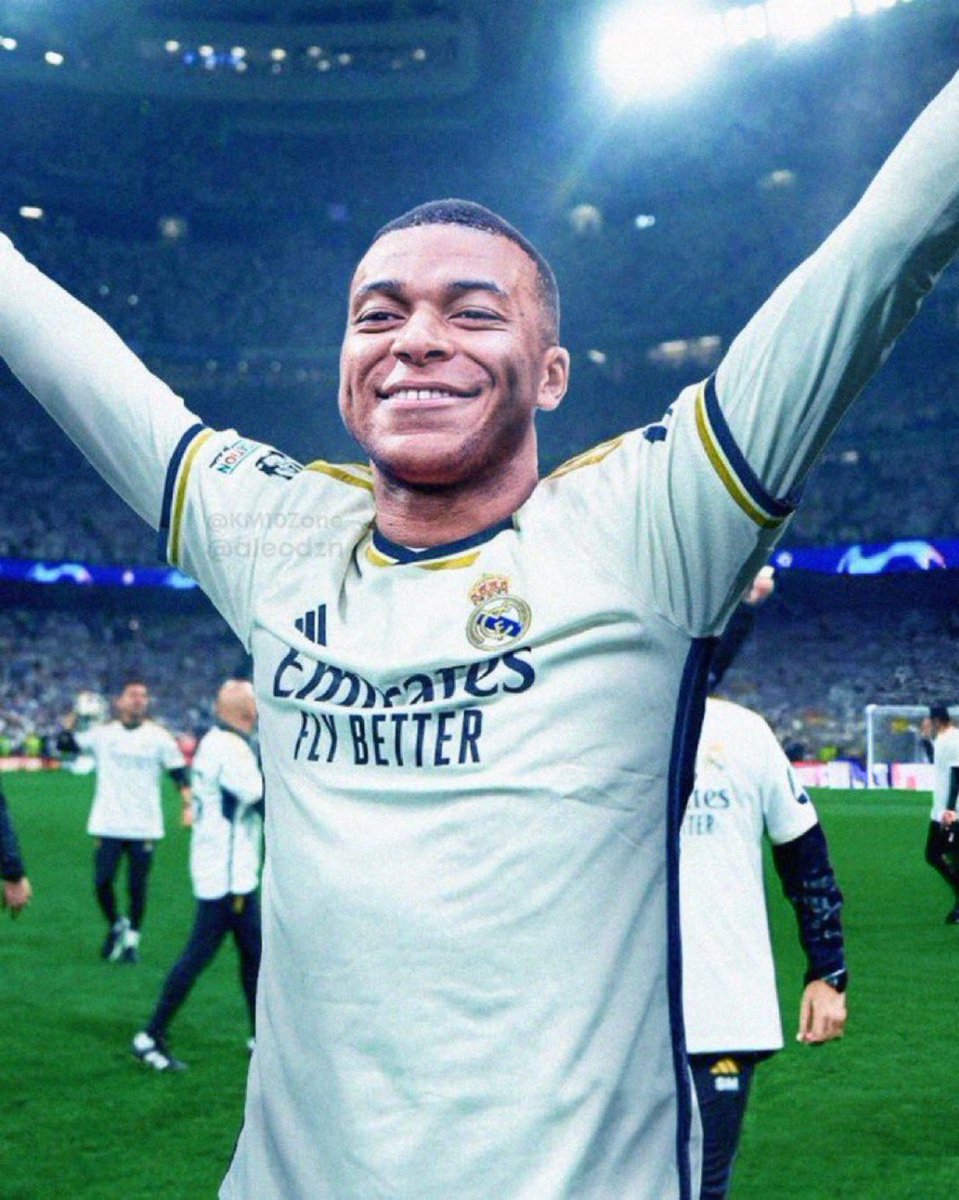 Real Madrid Fans 🤍 tweet media