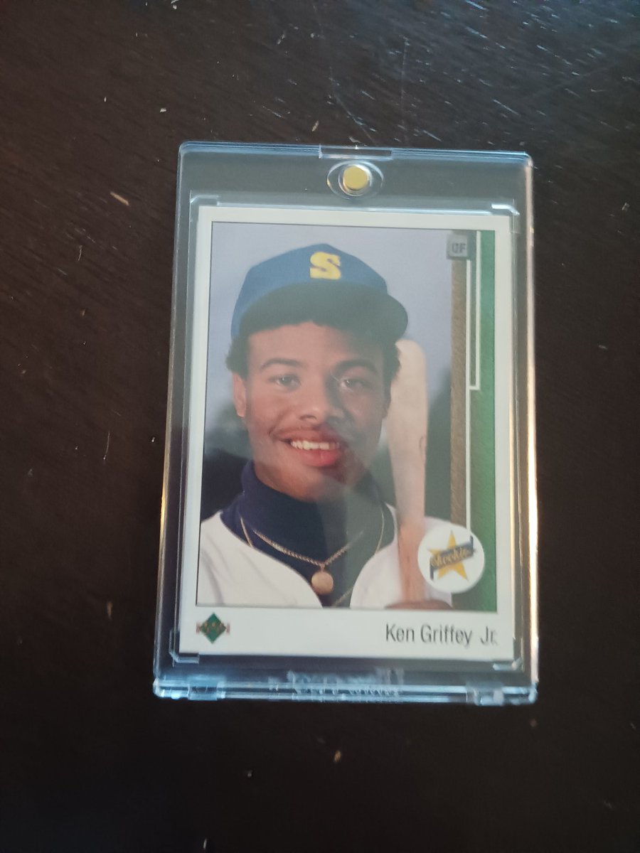 The other day @MrKdub asked what's your grail card? This was my response. The next thing you know @DubMentality replied to DM him. He advised that he had an extra copy and that he was sending it to me and would not take anything in exchange. Thank you again, sir!