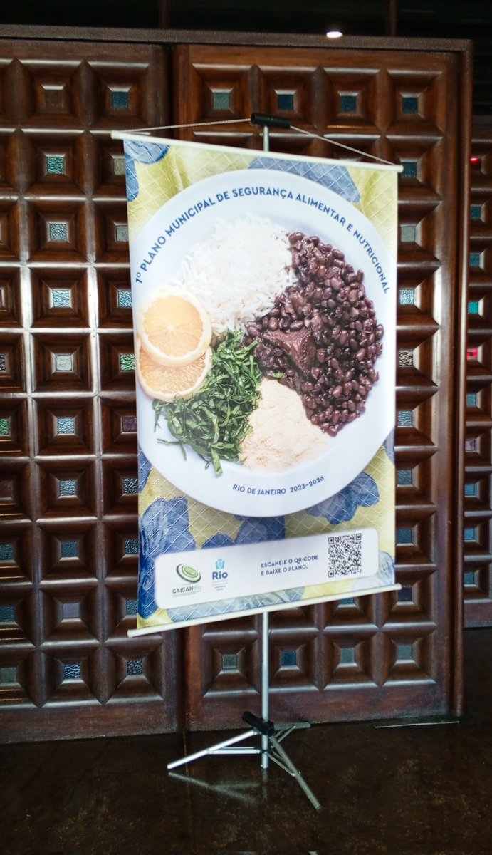 mavinhopbi's tweet image. Bora trabalhar, que nem só de beleza vive um Pandinha. Rs #UERJ