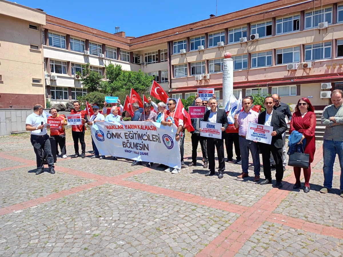 Öğretmenlik Meslek Kanunu içerisinde yer almayan;

☑️ Şube Müdürleri
☑️ İlçe Müdürleri
☑️ İl Müdür Yardımcıları
☑️ Eğitim Müfettişleri

#OMKEgitimcileriBolmesin
diye meydanlardan ses yükselttiler.

<a href="/RTErdogan/">Recep Tayyip Erdoğan</a>
<a href="/dbdevletbahceli/">Devlet Bahçeli</a>
<a href="/Yusuf__Tekin/">Yusuf Tekin</a>
<a href="/memetsimsek/">Mehmet Simsek</a>
<a href="/_aliyalcin_/">Ali YALÇIN</a>

SİNOP