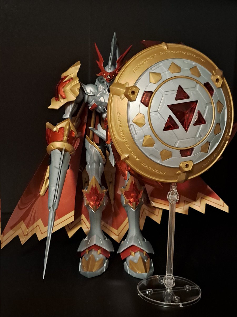 Finished my Gallantmon model! Did the best I could. It is a new hobby for me.
#digimon