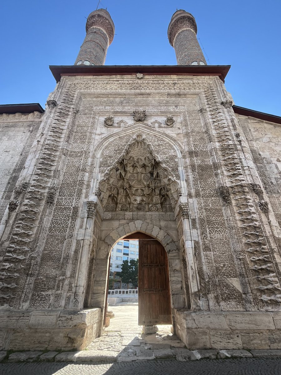 Ne güzel seni sevmek böyle uzaktan ❤️
#sivas #sultanşehir