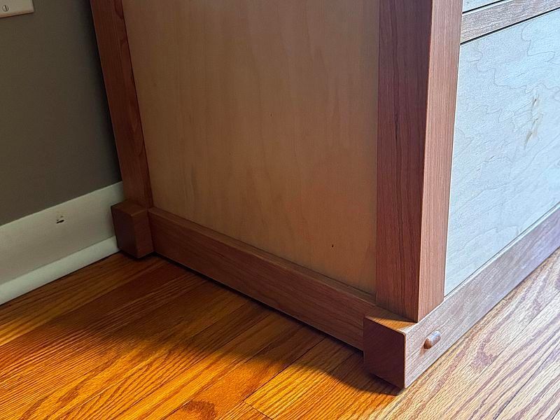 canwoodworking's tweet photo. From Rob's Bench "Illusions in wood" #Robsbench #Woodworking #Workshop #Furniture #DIY #HandMade #Tools #Make #Design #CanadianWoodworking #canwoodworking READ NOW: https://t.co/STkGcFmFxI https://t.co/BNcj3SsejL