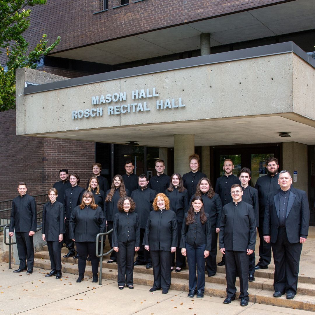 FredoniaU's tweet image. Congratulations to the Fredonia Chamber Choir, led by Dr. Vernon Huff, for being named a National Finalist for the 2024 American Prize in Choral Performance for the second year in a row! Their dedication and excellence shine through in every performance! buff.ly/4aOYmbX