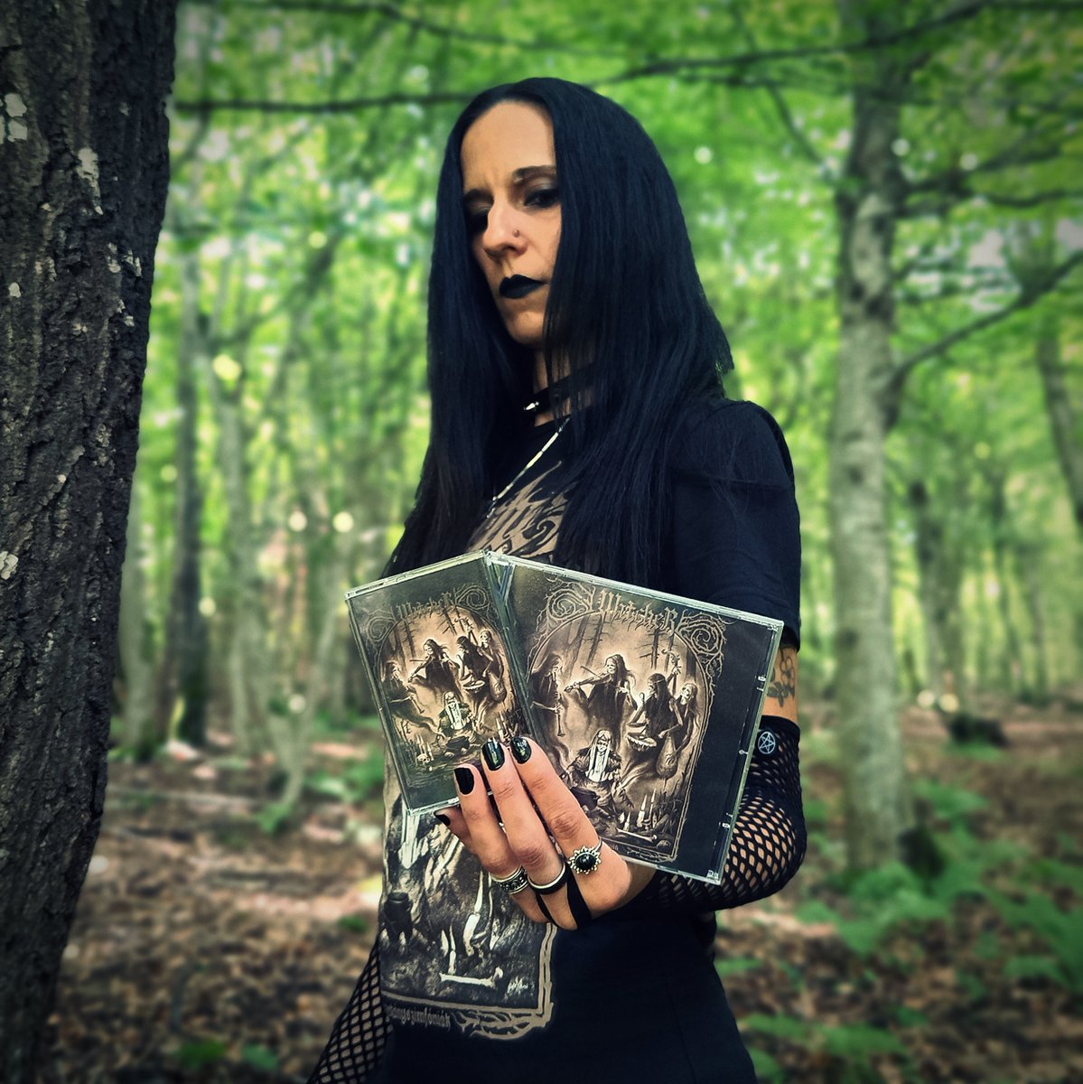witcherband's tweet photo. Would you like to have a free „Boszorkányszimfóniák” CD, tape or T-shirt?
Check our FB page! 😉
#witcher #witcherband #blackmetal #cd #tape #metaltape #metalcd https://t.co/cF4Z1Lq5WD
