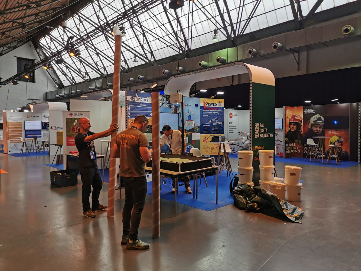 PauCostaF's tweet photo. Getting everything ready for tomorrow at #CPForum2024! Come to #PCF’s booth to say hello 🤗 and learn more about @EWEDproject @FIREPRIME_EU @semedfire @AfanUcpm … and about our digital sandbox!
@eu_echo https://t.co/8Xs2VcQVpO