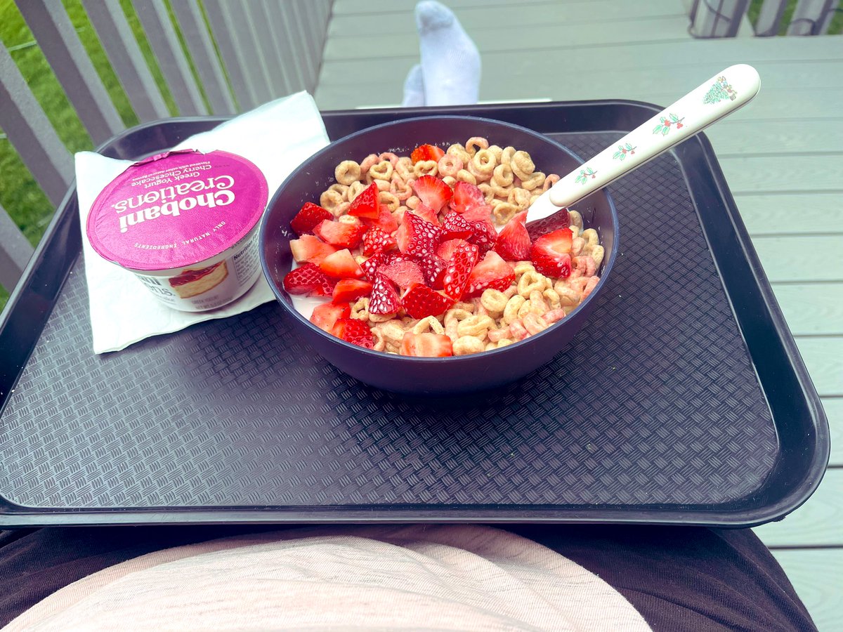 Late breakfast with strawberry cherrios.
