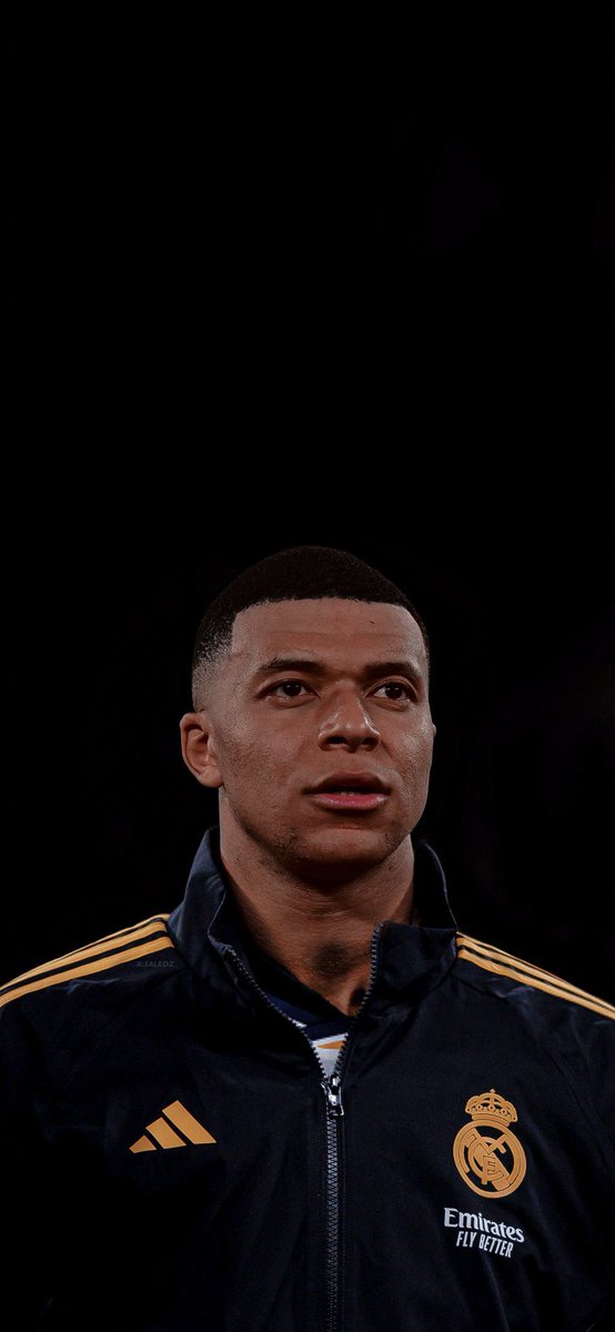 Olivabetmx's tweet photo. 🚨 OFICIAL 🚨

¡Kylian Mbappé nuevo jugador del Real Madrid!

- Contrato por 5 años
- Portará el número 9
- Pretemporada completa con el Real Madrid, pues no fue convocado a las olimpiadas con Francia.

¡Sigue la fiesta blanca! 🤍🏆 https://t.co/GqiYCuiInC