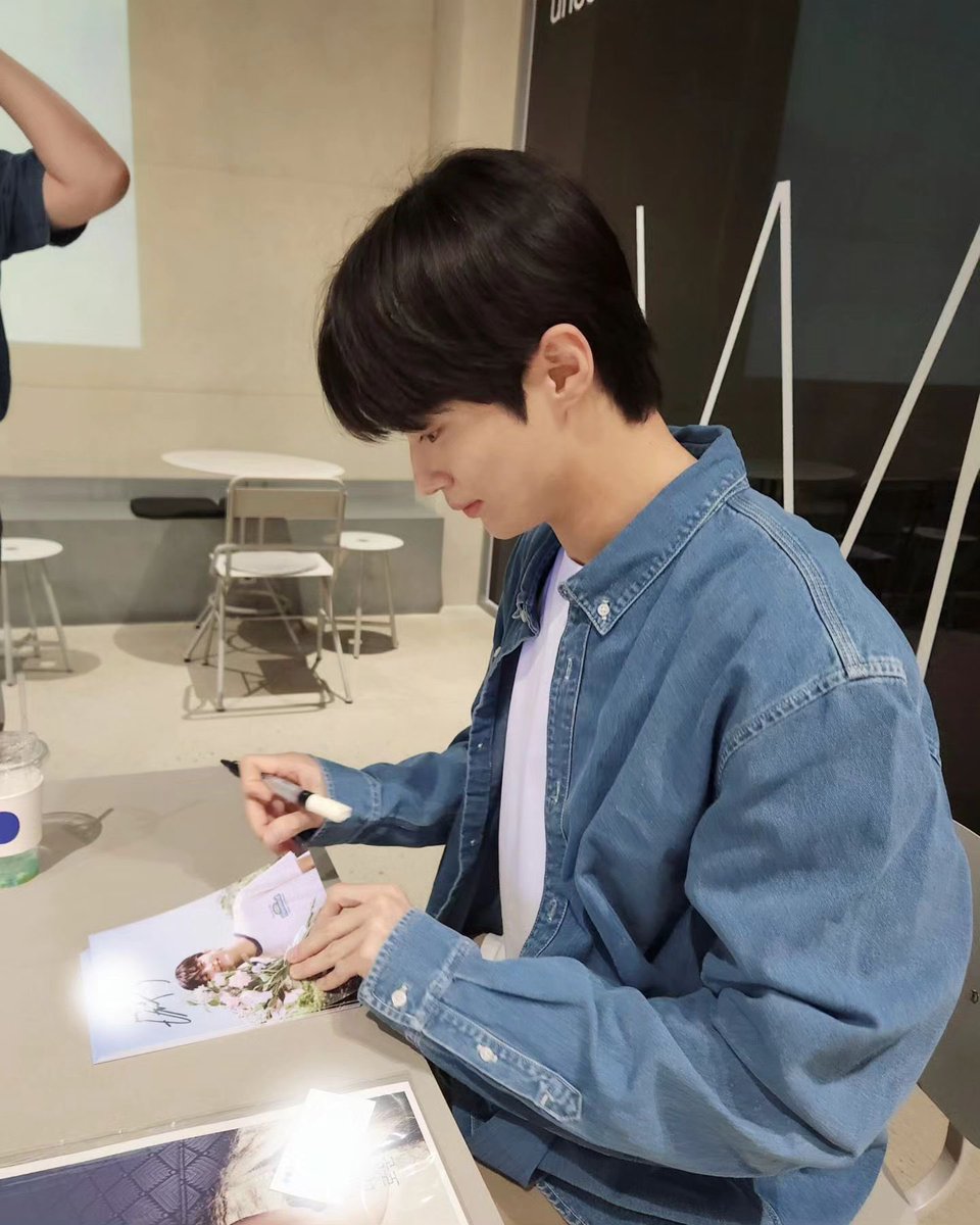 변우석 Woo Seok Byeon tweet media