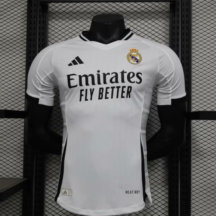 SuColegaaaRM's tweet photo. 🚨🚨 SORTEO EXPRESS INTERNACIONAL

Por el FICHAJE de MBAPPÉ, SORTEAMOS una CAMISETA del francés.

Requisitos:

- seguir a @SuColegaaaRM 
- dar RT 🔄
- mencionar a un amigo (doble participación)

El ganador podrá esperar a que Mbappé diga qué nº llevará https://t.co/vI56xIVHji