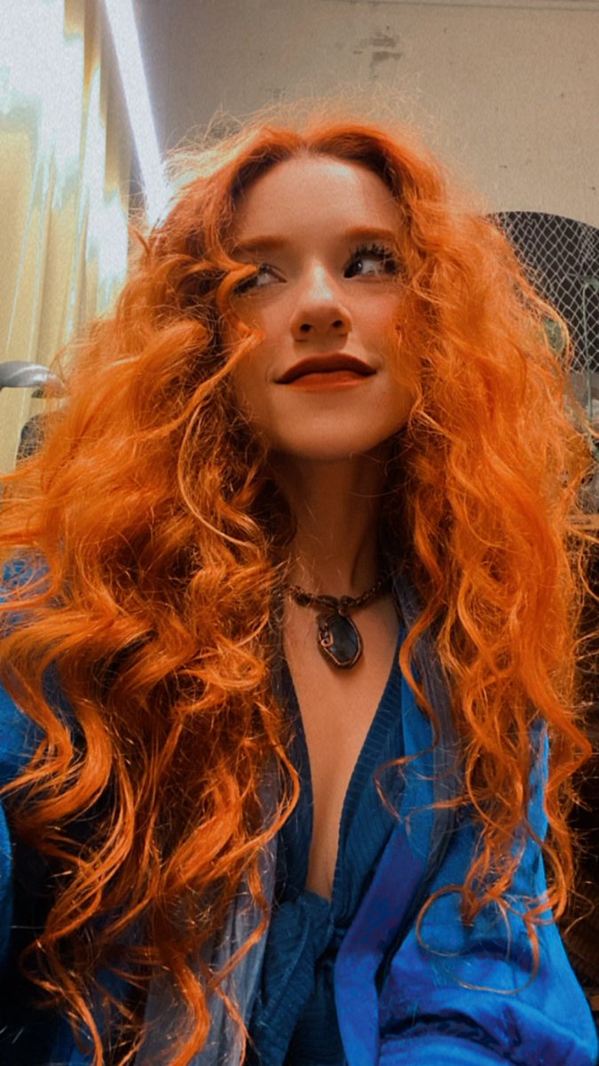 Hello babies 🥀
happy pride month my loves🏳️‍🌈♥️
luv and honor each one of you ! 

feliz mês do orgulho meus amores 🏳️‍🌈♥️ amo e honro vocês