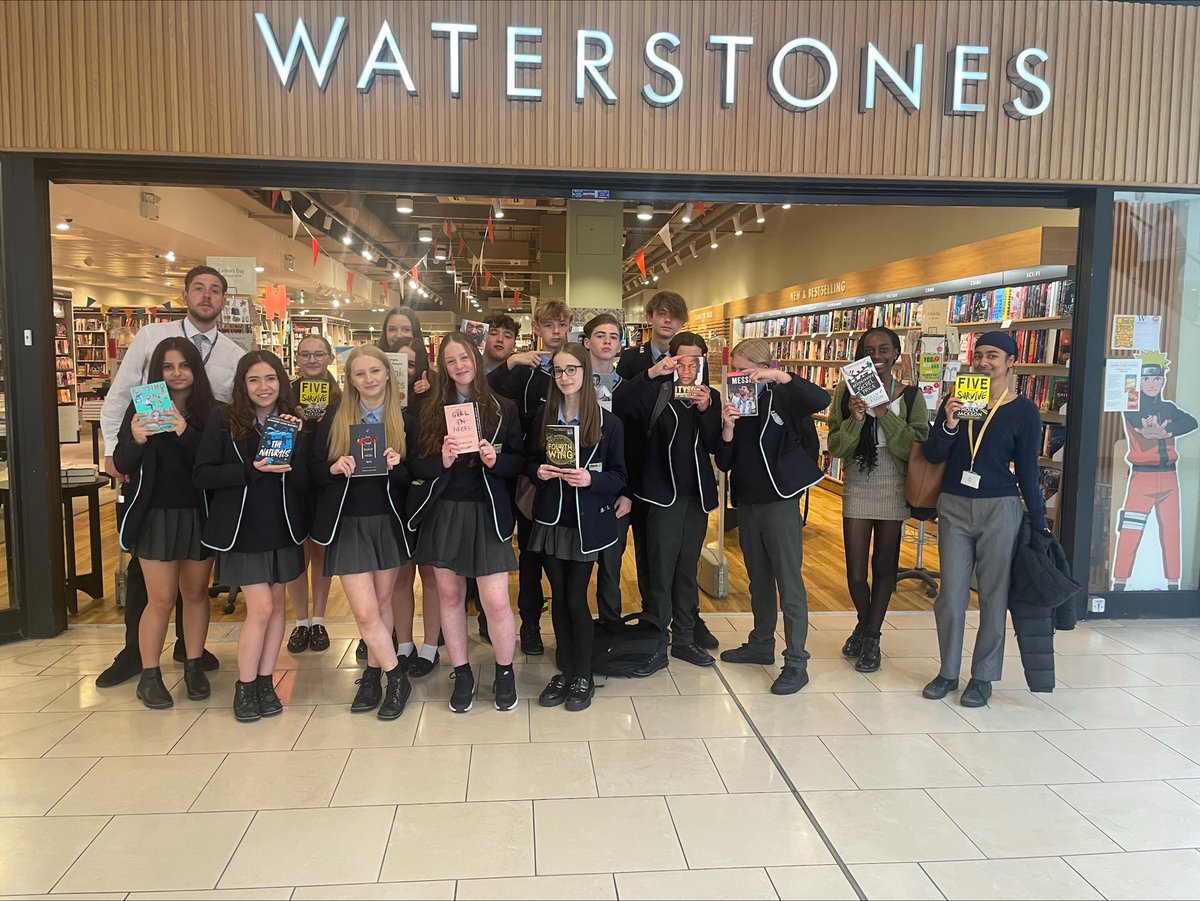 Mr Doherty often takes a group of students through some reading/completion of a novel📚. Our wonderful students earn a book of their choice from <a href="/Waterstones/">Waterstones</a> &amp; a milkshake for enduring his narration 😅 💎🔵