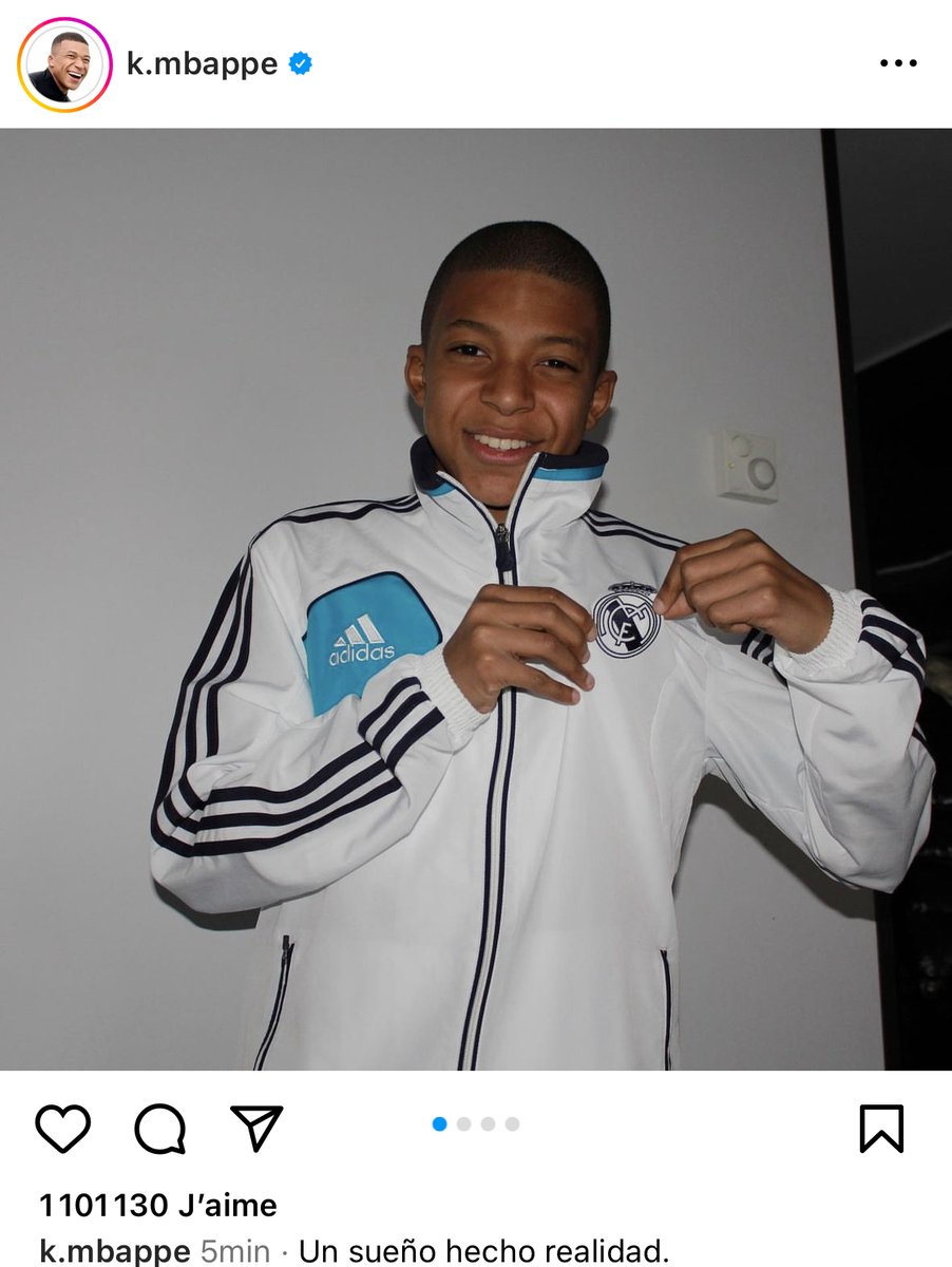 ActuFoot_'s tweet photo. 🚨 La première réaction de Kylian Mbappé après sa signature au Real Madrid :

« 𝗨𝗻 𝗿𝗲̂𝘃𝗲 𝗱𝗲𝘃𝗲𝗻𝘂 𝗿𝗲́𝗮𝗹𝗶𝘁𝗲́,

𝗧𝗲𝗹𝗹𝗲𝗺𝗲𝗻𝘁 𝗵𝗲𝘂𝗿𝗲𝘂𝘅 𝗲𝘁 𝗳𝗶𝗲𝗿 𝗱𝗲 𝗿𝗲𝗶𝗼𝗶𝗻𝗱𝗿𝗲 𝗹𝗲 𝗰𝗹𝘂𝗯 𝗱𝗲 𝗺𝗼𝗻 𝗿𝗲̂𝘃𝗲, 𝗹𝗲 𝗥𝗲𝗮𝗹 𝗠𝗮𝗱𝗿𝗶𝗱.

𝗣𝗲𝗿𝘀𝗼𝗻𝗻𝗲 𝗻𝗲 𝗽𝗲𝘂𝘁 𝗰𝗼𝗺𝗽𝗿𝗲𝗻𝗱𝗿𝗲 𝗮̀ 𝗾𝘂𝗲𝗹 𝗽𝗼𝗶𝗻𝘁 𝗷𝗲 𝘀𝘂𝗶𝘀 𝗲𝘅𝗰𝗶𝘁𝗲́ 𝗲𝗻 𝗰𝗲 𝗺𝗼𝗺𝗲𝗻𝘁.

𝗝'𝗮𝗶 𝗵𝗮̂𝘁𝗲 𝗱𝗲 𝘃𝗼𝘂𝘀 𝘃𝗼𝗶𝗿, 𝗠𝗮𝗱𝗿𝗶𝗱𝗶𝘀𝘁𝗮𝘀, 𝗲𝘁 𝗺𝗲𝗿𝗰𝗶 𝗽𝗼𝘂𝗿 𝘃𝗼𝘁𝗿𝗲 𝗶𝗻𝗰𝗿𝗼𝘆𝗮𝗯𝗹𝗲 𝘀𝗼𝘂𝘁𝗶𝗲𝗻.

¡𝗛𝗮𝗹𝗮 𝗠𝗮𝗱𝗿𝗶𝗱! »