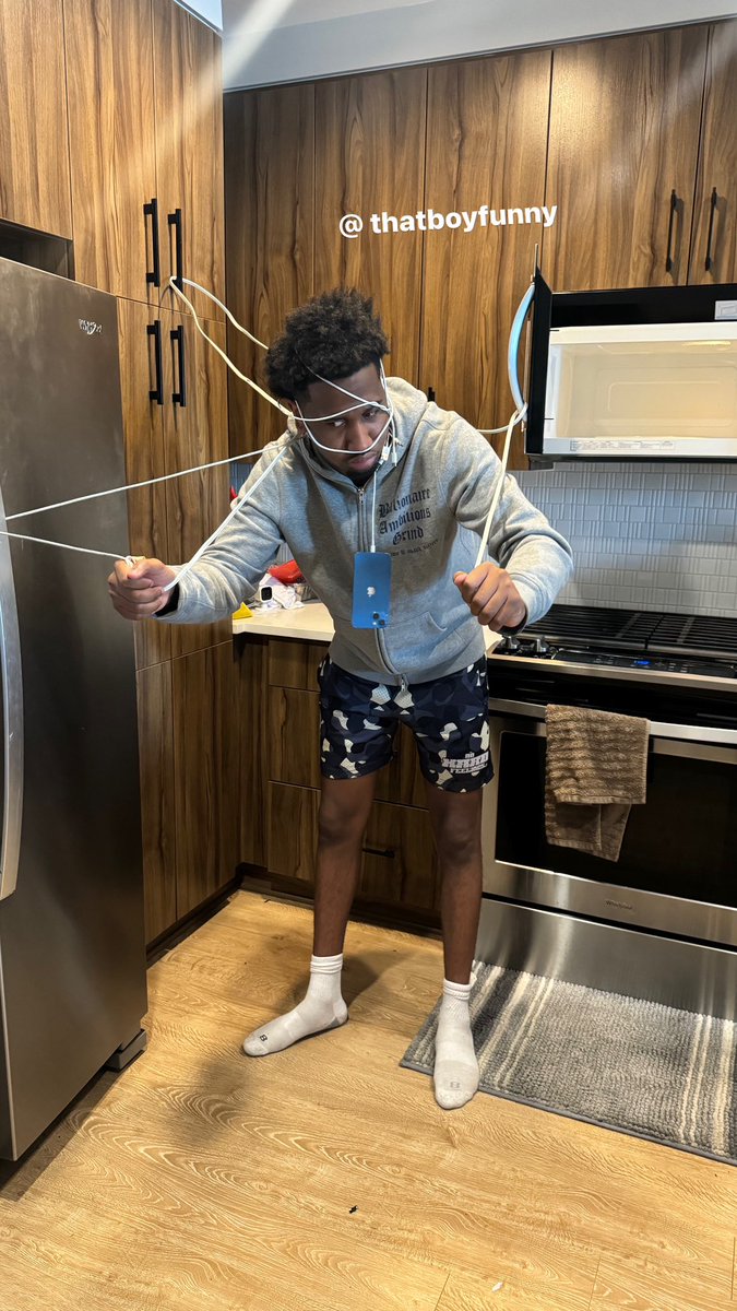 We all been through this to get that charger to work 🤣🤣🤣🤣🤣