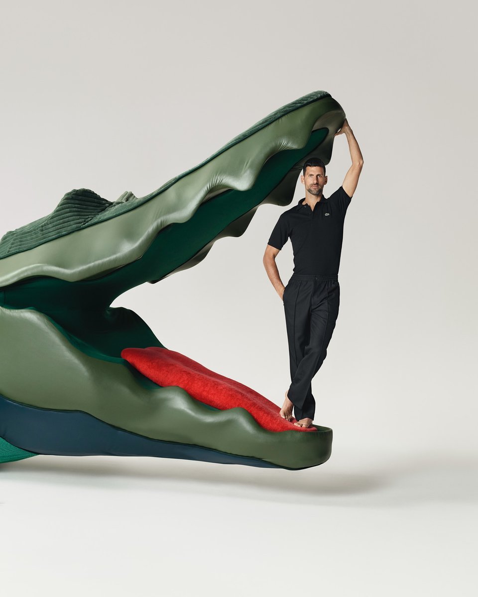 Novak Djokovic under pressure, a visual representation: